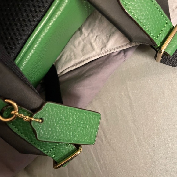 Coach Charlie Mini Backpack Green Pebbled Leather F38263 with hangtag - Picture 9 of 9
